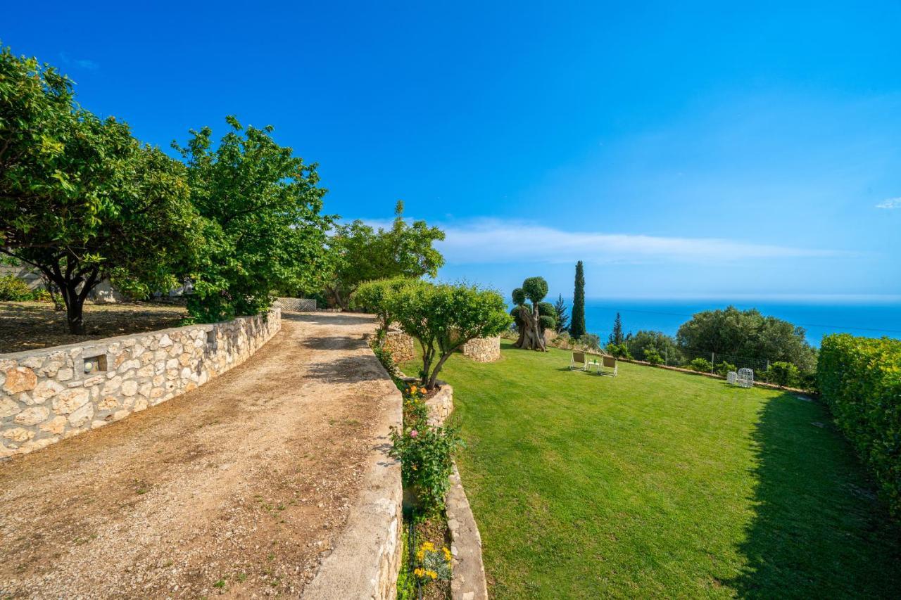 Lourdas Bay View Simotáta Exterior photo