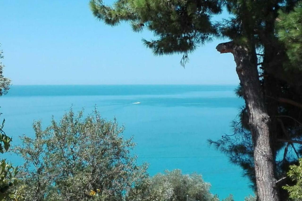 Lourdas Bay View Simotáta Exterior photo